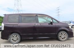 toyota voxy 2011 NIKYO_YK30996