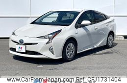 toyota prius 2017 CFJ1731404