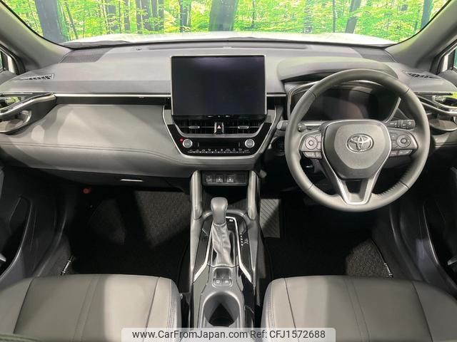 toyota corolla-cross 2024 CFJ1572688 image 2