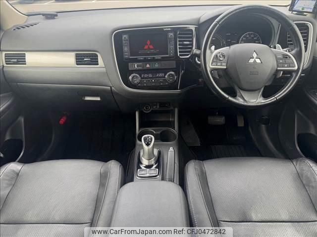 mitsubishi outlander-phev 2014 quick_quick_DLA-GG2W_GG2W-0101674 image 2