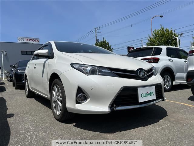 toyota auris 2013 -TOYOTA--Auris DBA-NZE184H--NZE184-6002452---TOYOTA--Auris DBA-NZE184H--NZE184-6002452- image 1