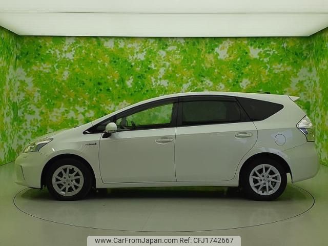 toyota prius-α 2012 CFJ1742667 image 2