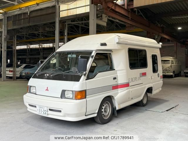 mitsubishi delica-truck 1999 CFJ1789941 image 2