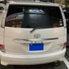 toyota isis 2009 CFJ1634556 image 3