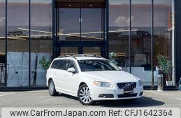 volvo v70 2012 CFJ1642364