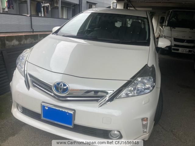toyota prius-α 2012 CFJ1656948 image 1