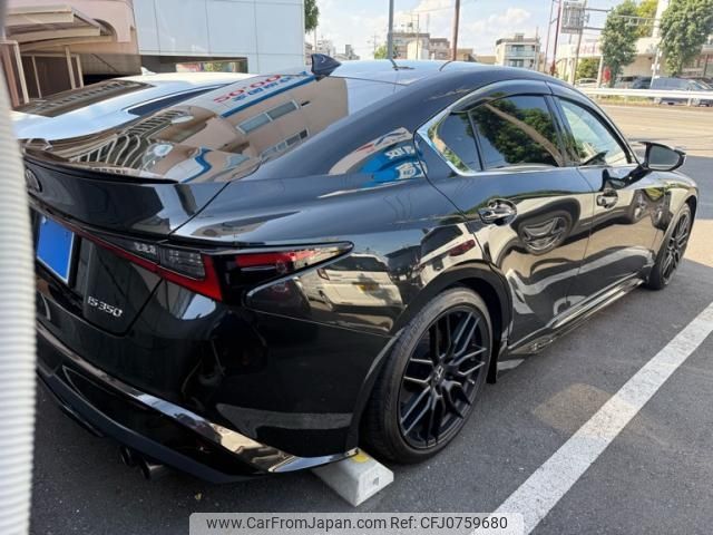 lexus is 2021 CFJ0759680 image 2