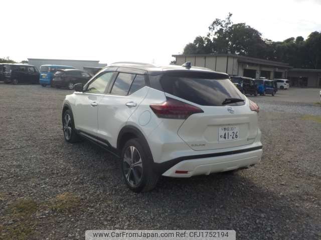 nissan kix 2021 CFJ1752194 image 2