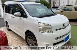 toyota voxy 2009 CFJ1864846