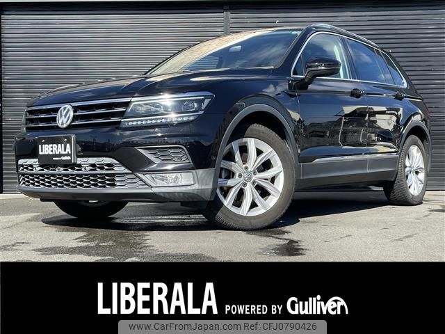 volkswagen tiguan 2017 -VOLKSWAGEN--VW Tiguan ABA-5NCZE--WVGZZZ5NZHW371829---VOLKSWAGEN--VW Tiguan ABA-5NCZE--WVGZZZ5NZHW371829- image 1