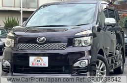 toyota voxy 2011 quick_quick_ZRR70W_ZRR70-0403705