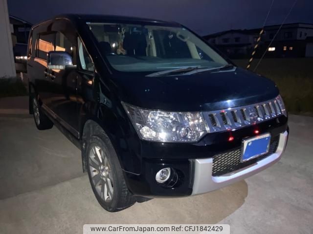 mitsubishi delica-d5 2015 CFJ1842429 image 1