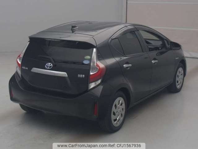 toyota aqua 2019 CFJ1567936 image 2