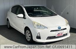 toyota aqua 2013 quick_quick_NHP10_NHP10-2201582