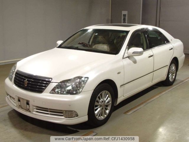 toyota crown 2004 CFJ1430958 image 1