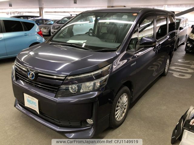 toyota voxy 2014 ZWR80-0062692 image 1