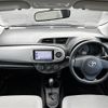 toyota vitz 2011 CFJ1828828 image 18