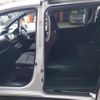 toyota voxy 2014 CFJ1847361 image 5
