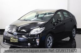 toyota prius 2013 -TOYOTA--Prius DAA-ZVW30--ZVW30-5613641---TOYOTA--Prius DAA-ZVW30--ZVW30-5613641-