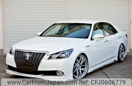 toyota crown-majesta 2013 -TOYOTA--Crown Majesta DAA-GWS214--GWS214-6003244---TOYOTA--Crown Majesta DAA-GWS214--GWS214-6003244-