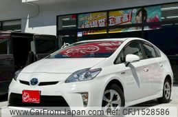 toyota prius 2013 CFJ1528586