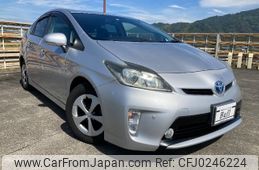 toyota prius 2013 -TOYOTA--Prius ZVW30--1715136---TOYOTA--Prius ZVW30--1715136-