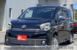toyota voxy 2010 CFJ1639709