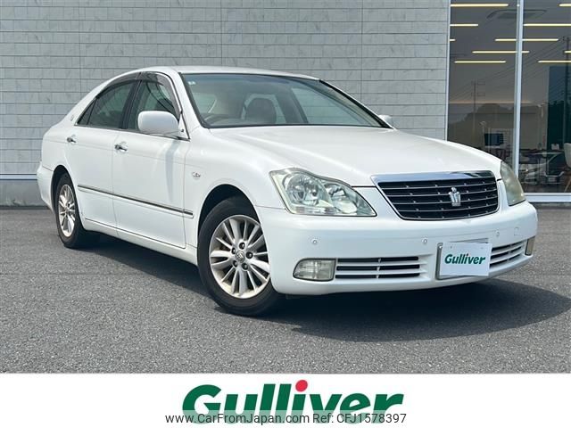 toyota crown 2004 CFJ1578397 image 1