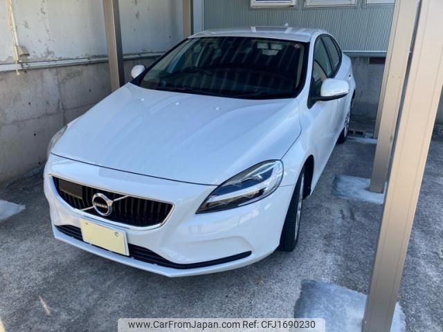 volvo v40 2016 CFJ1690230 image 2