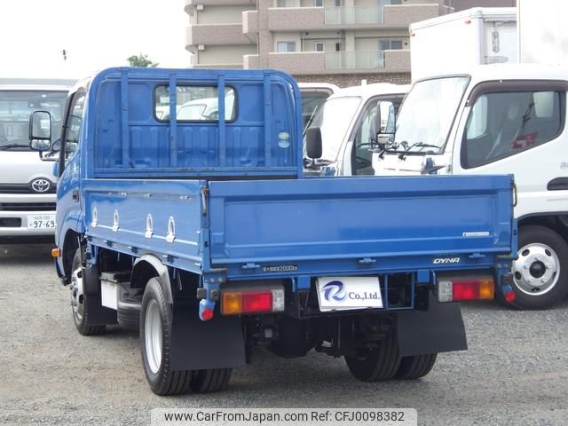 toyota dyna-truck 2017 GOO_NET_EXCHANGE_0704331A30240803W002 image 2