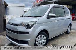 toyota spade 2015 CFJ1672856