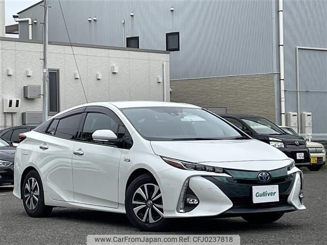 toyota prius-phv 2018 -TOYOTA--Prius PHV DLA-ZVW52--ZVW52-3070998---TOYOTA--Prius PHV DLA-ZVW52--ZVW52-3070998- image 1