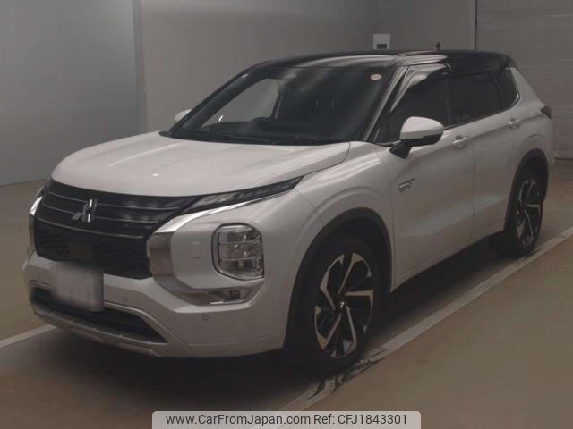 mitsubishi outlander-phev 2024 CFJ1843301 image 1