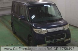 daihatsu tanto 2010 CFJ1758492