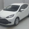 toyota aqua 2022 -TOYOTA--AQUA 6AA-MXPK11--MXPK11-2065067---TOYOTA--AQUA 6AA-MXPK11--MXPK11-2065067- image 1