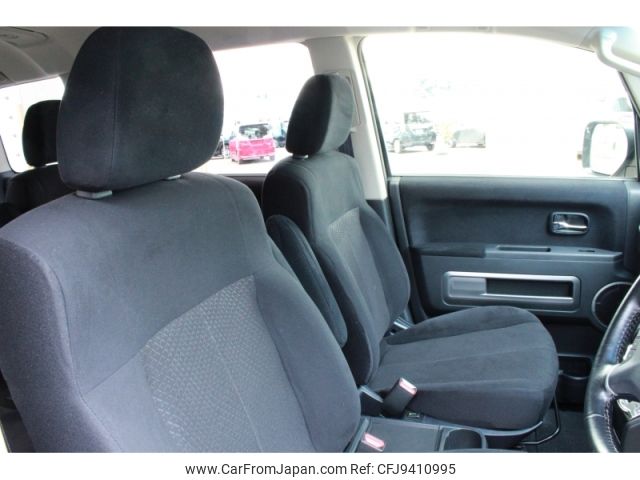 mitsubishi delica-d5 2013 CFJ9410995 image 2