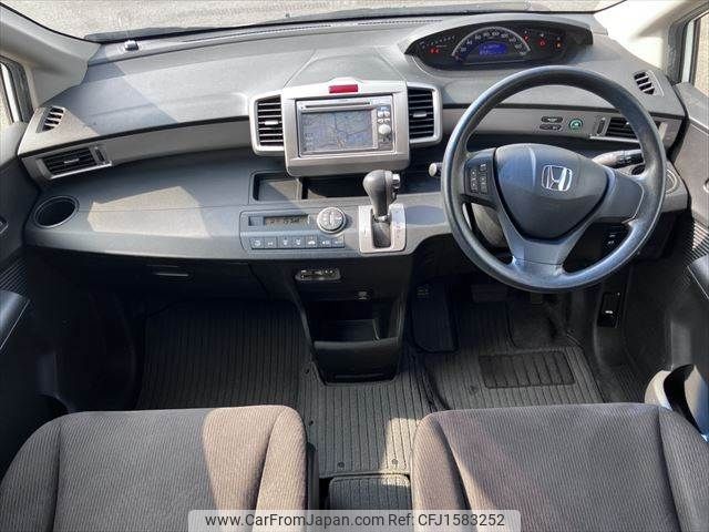 honda freed 2013 CFJ1583252 image 2