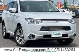mitsubishi outlander-phev 2014 CFJ1483254