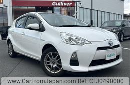 toyota aqua 2012 -TOYOTA--AQUA DAA-NHP10--NHP10-2041814---TOYOTA--AQUA DAA-NHP10--NHP10-2041814-