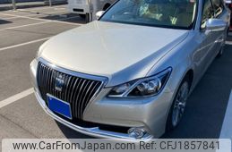 toyota crown-majesta 2014 CFJ1857841