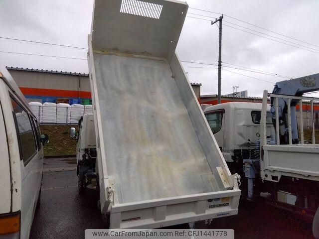mitsubishi-fuso canter 2017 CFJ1441778 image 2