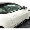 aston-martin db11 2018 CFJ1869416 image 10