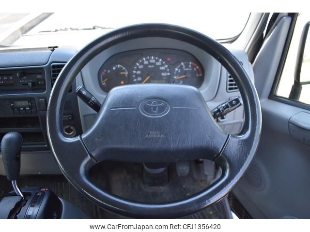 toyota toyoace 2015 CFJ1356420 image 2