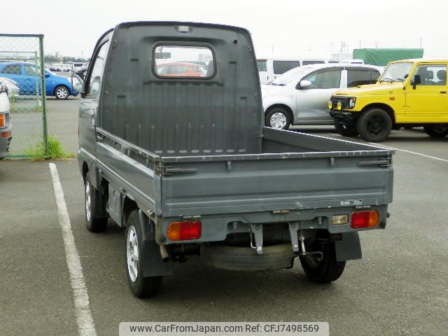 mitsubishi-minicab-truck-1995-1300-car_23879e31-feb6-4494-89f6-d7ba2449a8fc