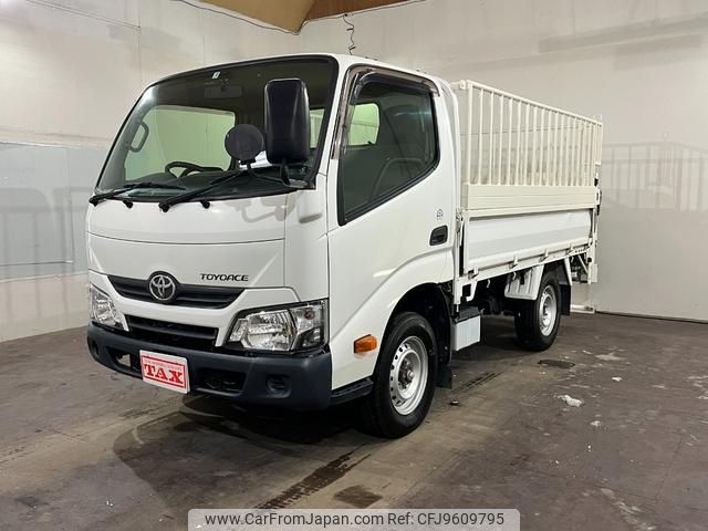 toyota toyoace 2017 GOO_NET_EXCHANGE_0300516A30240321W001 image 2