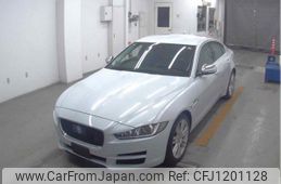 jaguar xe 2016 quick_quick_CBA-JA2GA_SAJAB4AGA904604