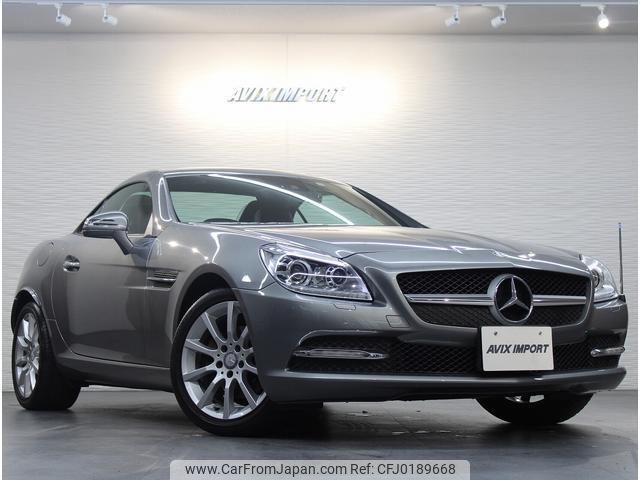 mercedes-benz slk-class 2011 quick_quick_172448_WDD1724482F023128 image 2