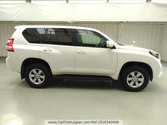 toyota land-cruiser-prado 2016 ENHANCEAUTO_1_ea289366 image 2