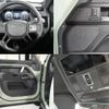 land-rover defender 2023 quick_quick_3CA-LE72WAB_SALEA7AW2P2213845 image 6