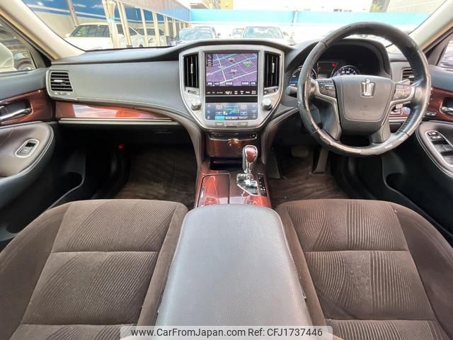 toyota crown-hybrid 2013 CFJ1737446 image 2